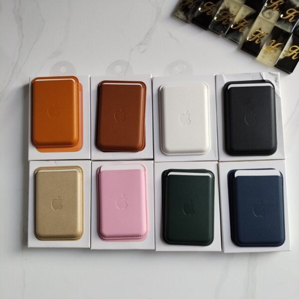 iPhone Leather Wallet with MagSafe