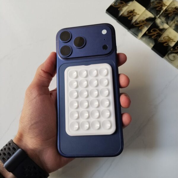 Sticky Patch MagSafe